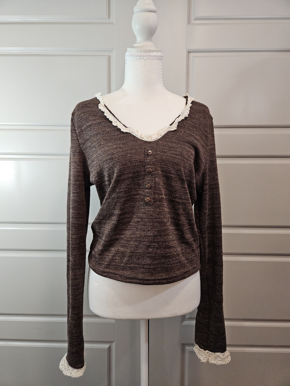 Brown Lace-Trim Long Sleeve Henley Lightweight Sweater - XL